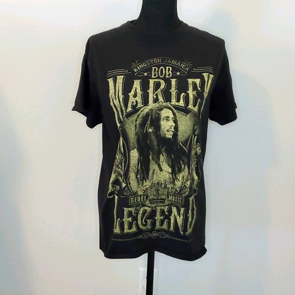 Zion Rootswear Tops - BOB MARLEY T-SHIRT. SZ M